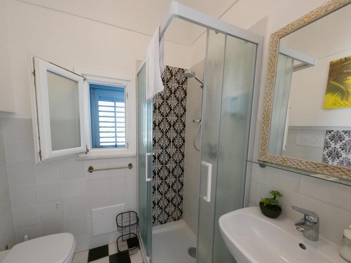 Poggiamico Guest House ฟาวีญานา ภายนอก รูปภาพ