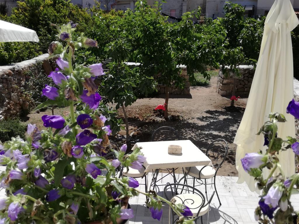 Poggiamico Guest House ฟาวีญานา ภายนอก รูปภาพ